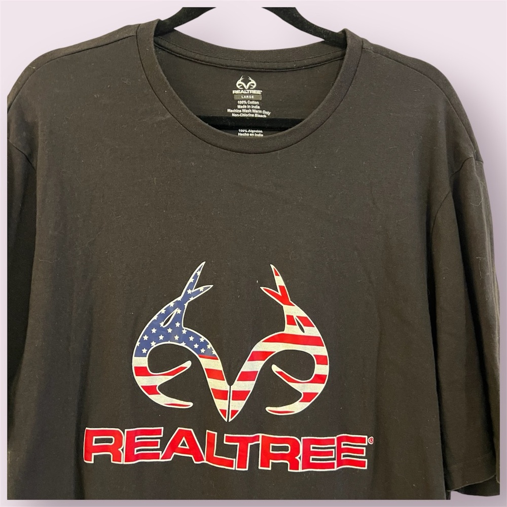 RealTree Large Black Short Sleeve Logo Tshirt